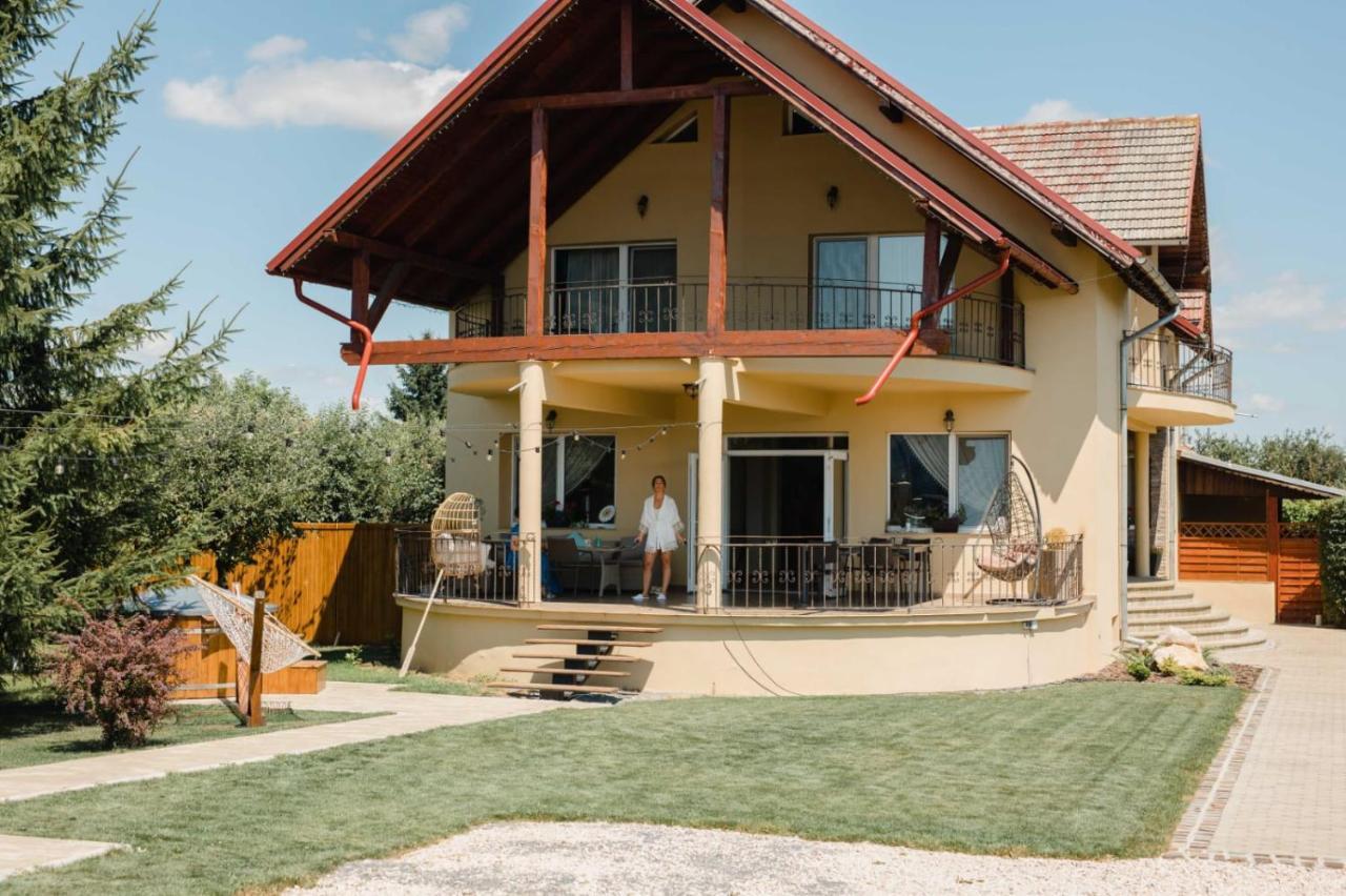 Orchard Villa 布拉索夫 外观 照片