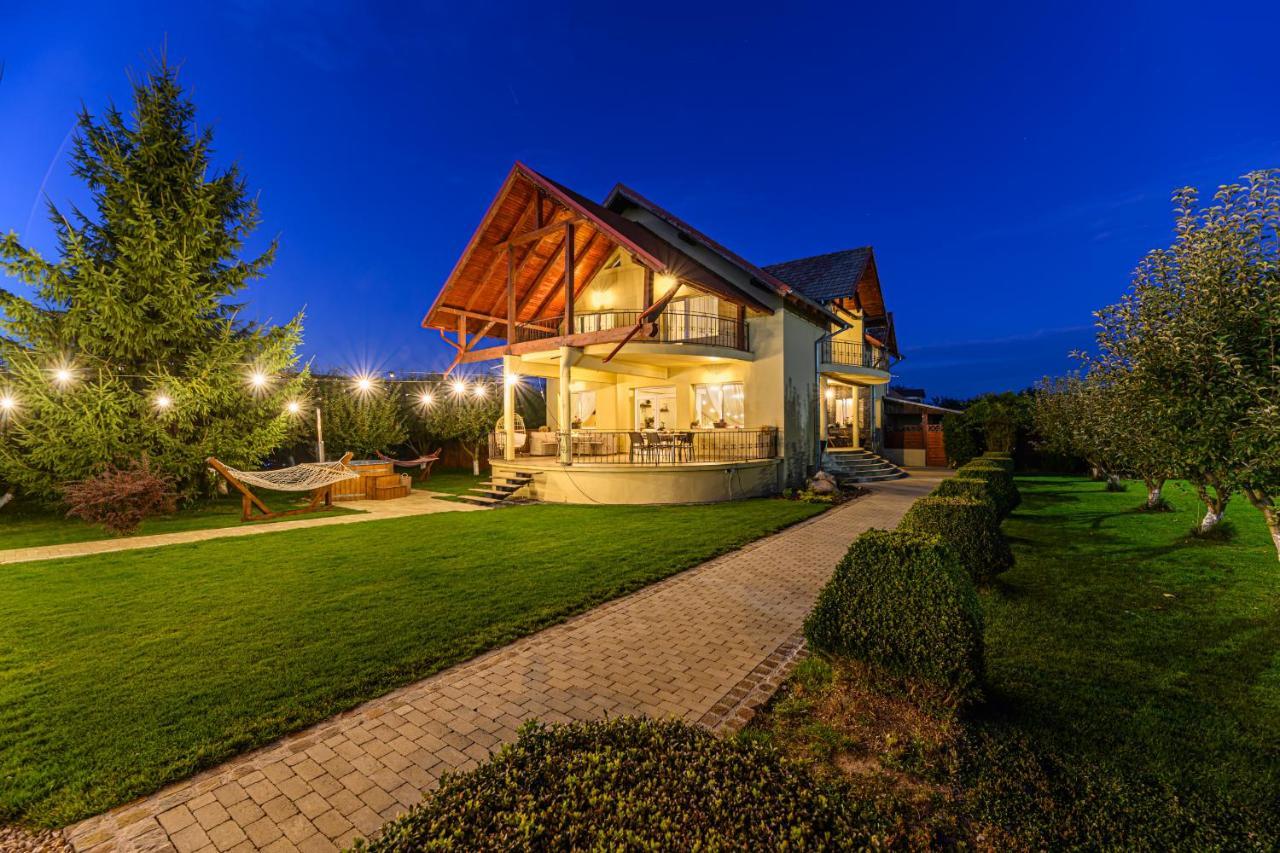 Orchard Villa 布拉索夫 外观 照片